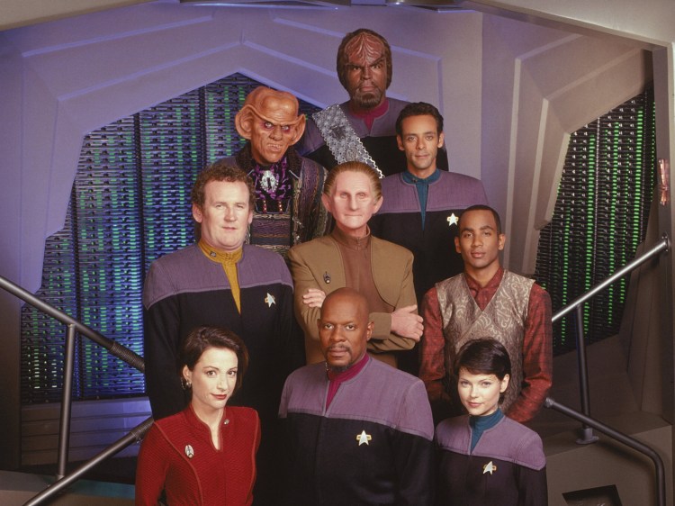 STAR TREK: DEEP SPACE NINE