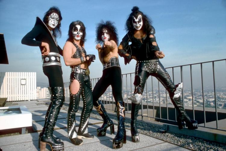 kiss-818-c-moa-jan-1975-los-angeles-jpg